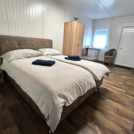 Hotell Szusz Szallas